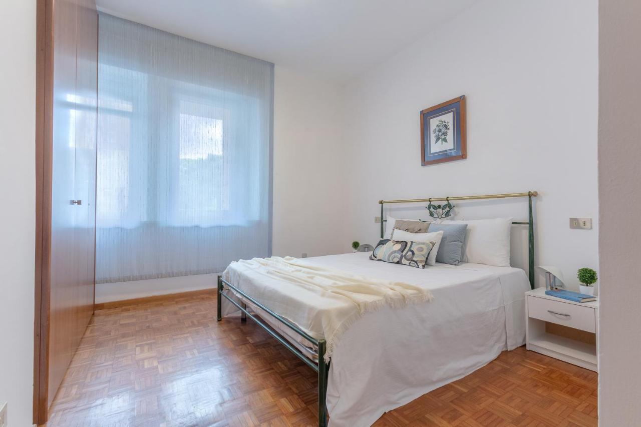 Ferrara A 5 Min Dalla Stazione Apartment X5 Luaran gambar